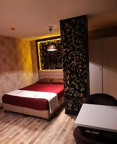 Aparthotel Metatron *